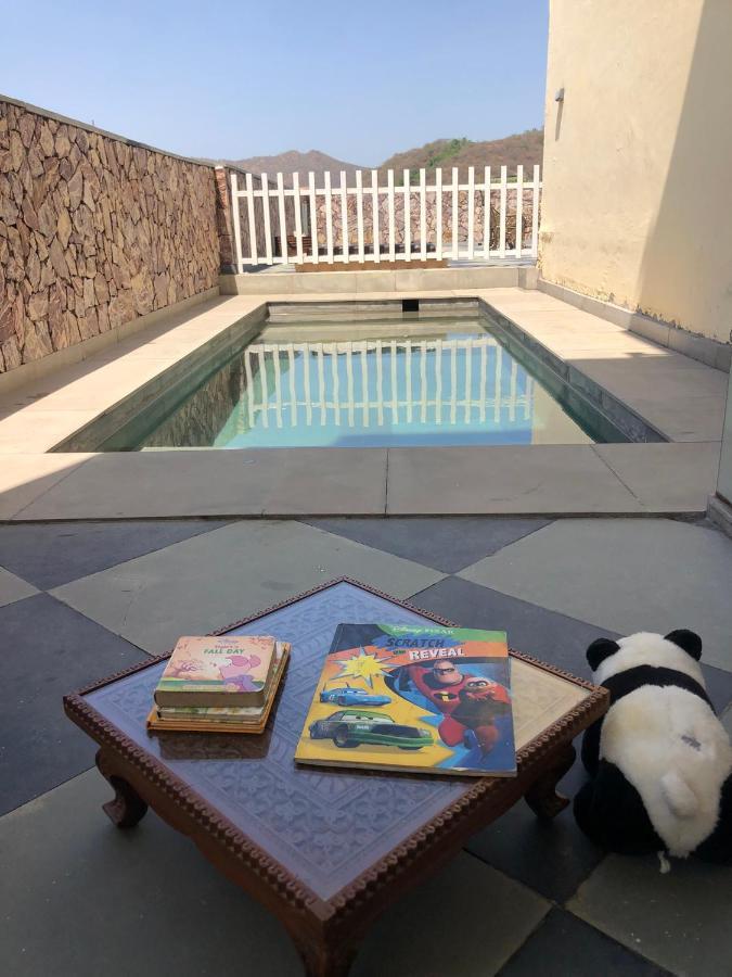 אודייפור Jai Villa Homestay מראה חיצוני תמונה
