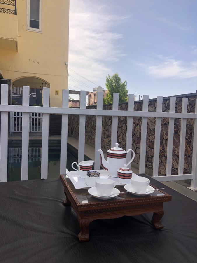 אודייפור Jai Villa Homestay מראה חיצוני תמונה