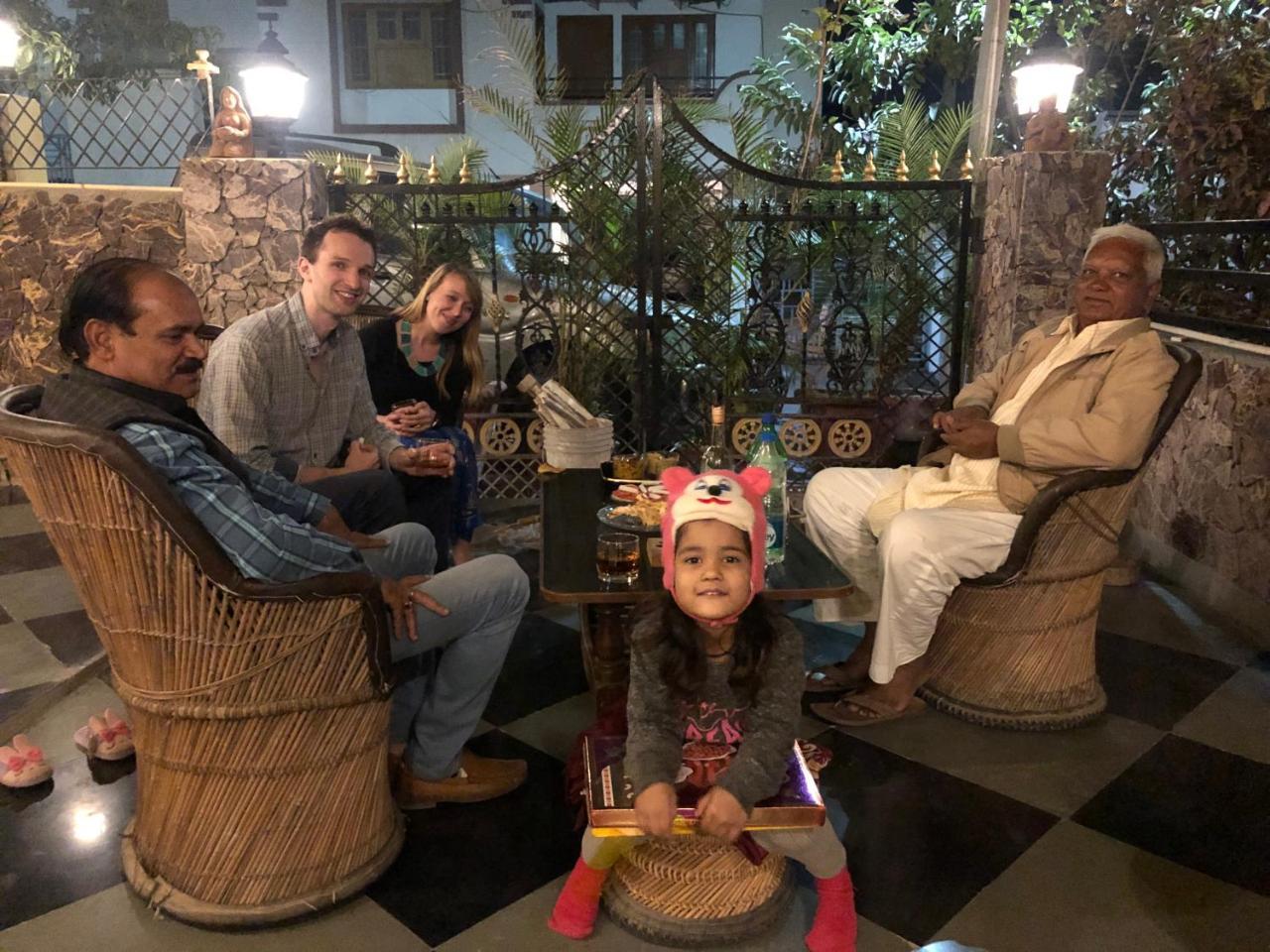 אודייפור Jai Villa Homestay מראה חיצוני תמונה